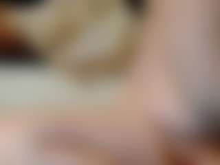Live cam show with ilaiza - Brown Hair MILF on LiveSexCams6