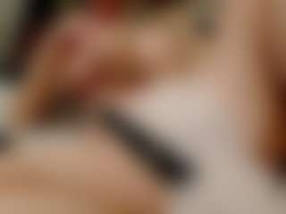 Performer in webcam MILF ilaiza in streaming live