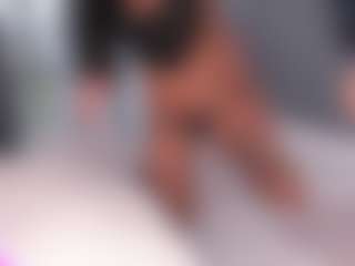 Live cam show with angiemcqueen - Athletic Ebony on madthumbs