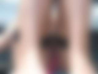 andreeaboobs's Live Sex Cam Show