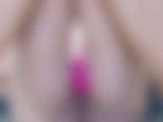 andreeaboobs's Live Sex Cam Show