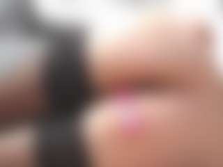 andreeaboobs's Live Sex Cam Show