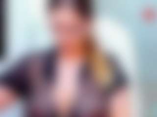 Live cam show with evelynerosse - Fingers on Chatstar