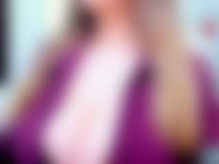 Live cam show with evelynerosse - Young Adult on CamClone