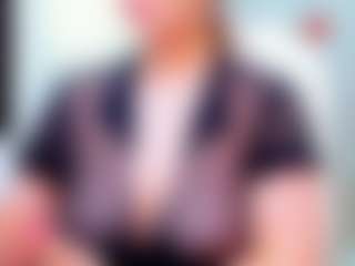 Live cam show with evelynerosse - Office on Fit Hotties