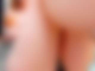 Live cam show with evelynerosse - Office on fuck-show.com