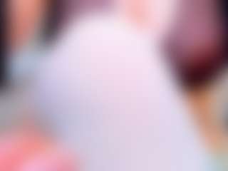 evelynerosse MILF webcam performer live streaming
