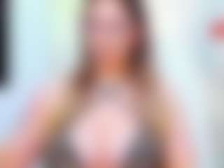 evelynerosse MILF webcam performer live streaming