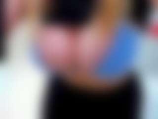 Live cam show with evelynerosse - Big Tits Small Tits on Camsoda
