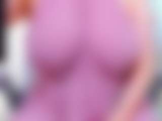 Live cam show with evelynerosse - Blonde Hair on Camsoda