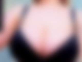 evelynerosse's Live Sex Cam Show