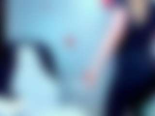 Live cam show with evelynerosse - Living Room on Camsoda