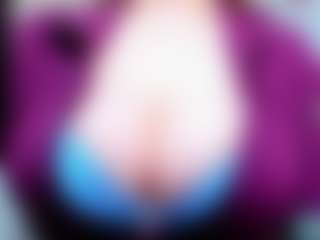 Live cam show with evelynerosse - Office on fapnchat