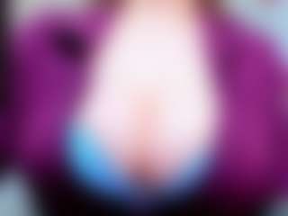 Live cam show with evelynerosse - Blonde Hair on fapnchat