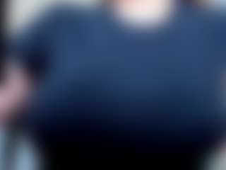 Live cam show with evelynerosse - Average on SquirtSoMuch