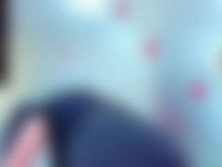 Live cam show with evelynerosse - Office on pussylord.com