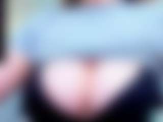 Live cam show with evelynerosse - Office on Instabang
