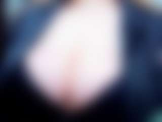 Live cam show with evelynerosse - Living Room on xxxlivecams.org