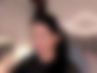 Live cam show with VERONICA - Living Room on Camsoda