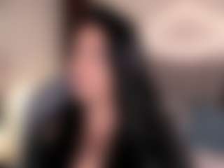 Live cam show with VERONICA - Living Room on parknlotfishbdy
