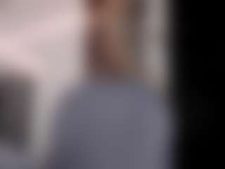 Live cam show with VERONICA - Shaved on livesexfox.com