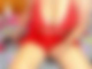 Live cam show with Esperanza Miller - Blonde Hair Middle Aged on Camming Site