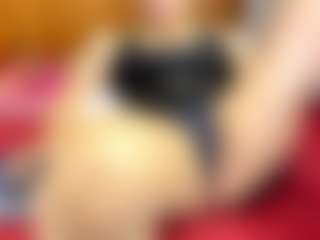 Esperanza Miller MILF webcam performer live streaming