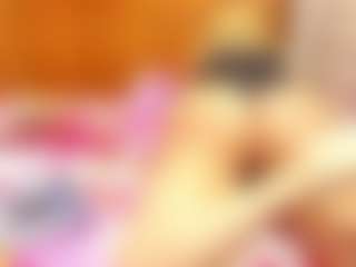 Live-Cam-Show mit Esperanza Miller - Smoking auf Camsoda