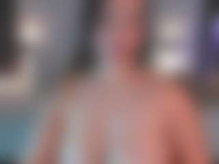 Live cam show with MartinaBianchi - Butt Plug on live18s.com