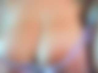 MartinaBianchi's Live Sex Cam Show