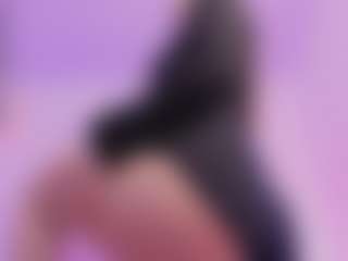Mia's Live Sex Cam Show
