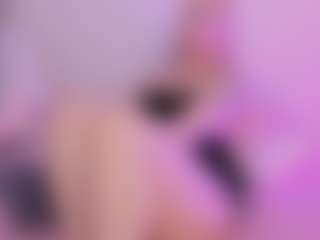 Live cam show with Mia - Butt Plug on Latina Girls