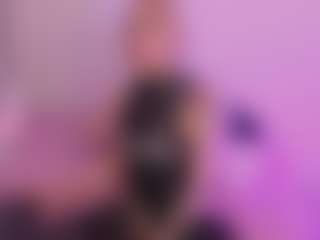 Mia's Live Sex Cam Show