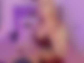 Mia's Live Sex Cam Show