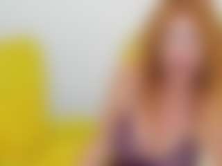 Live cam show with britishmilfpenelope - British on studioflirtlive.com