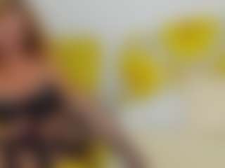 Live cam show with britishmilfpenelope - British on luckytryst.com