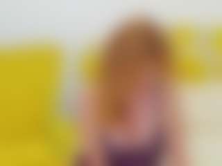Live cam show with britishmilfpenelope - Granny on studioflirtlive.com