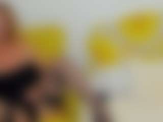 Live cam show with britishmilfpenelope - Pov on Soda Cam