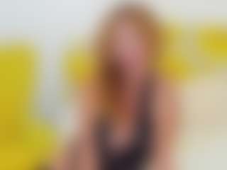 Live cam show with britishmilfpenelope - Red Hair Granny on Streamer API
