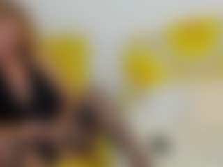 britishmilfpenelope MILF webcam performer live streaming
