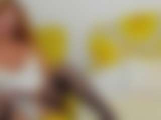 Live cam show with britishmilfpenelope - Granny MILF on Camversity