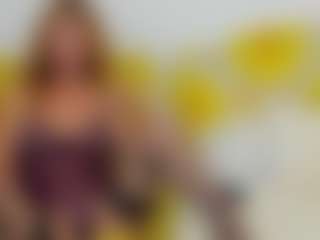 Live cam show with britishmilfpenelope - Red Hair on Camsoda