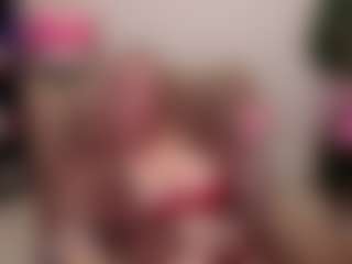Live cam show with margotgrey - Strapon on Free Soda