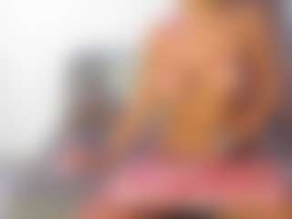 Live cam show with BUSTY PUTONA RELOADED - Gagging on Dare Cams