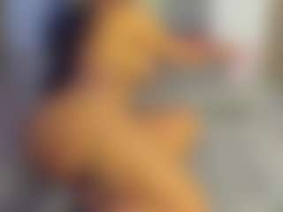 Live cam show with BUSTY PUTONA RELOADED - Gagging on Camiplay Live