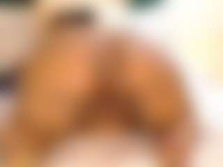 Live cam show with chubby30 - Hairy Pussy on madthumbs