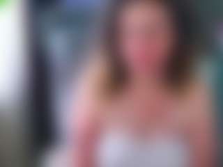Live cam show with mishabraun - Living Room on https://playwithruby.com