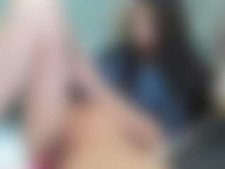 Live-camshow met DirtyBeya - Nylons op Camsoda
