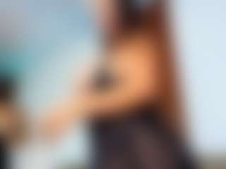 alejamoore's Live Sex Cam Show