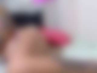 Live cam show with lala-santamaria - Butt Plug on Fit Hotties